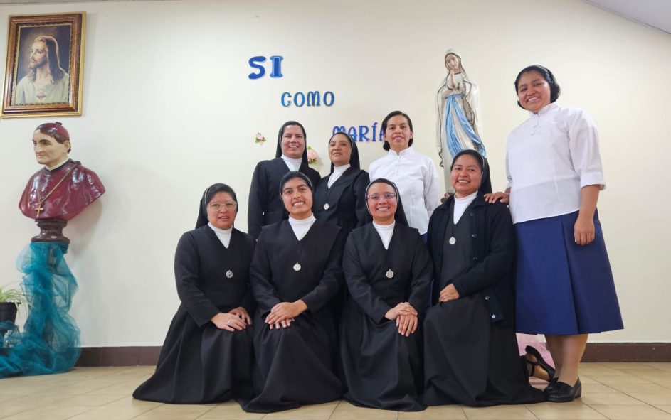 Ecuador (2)